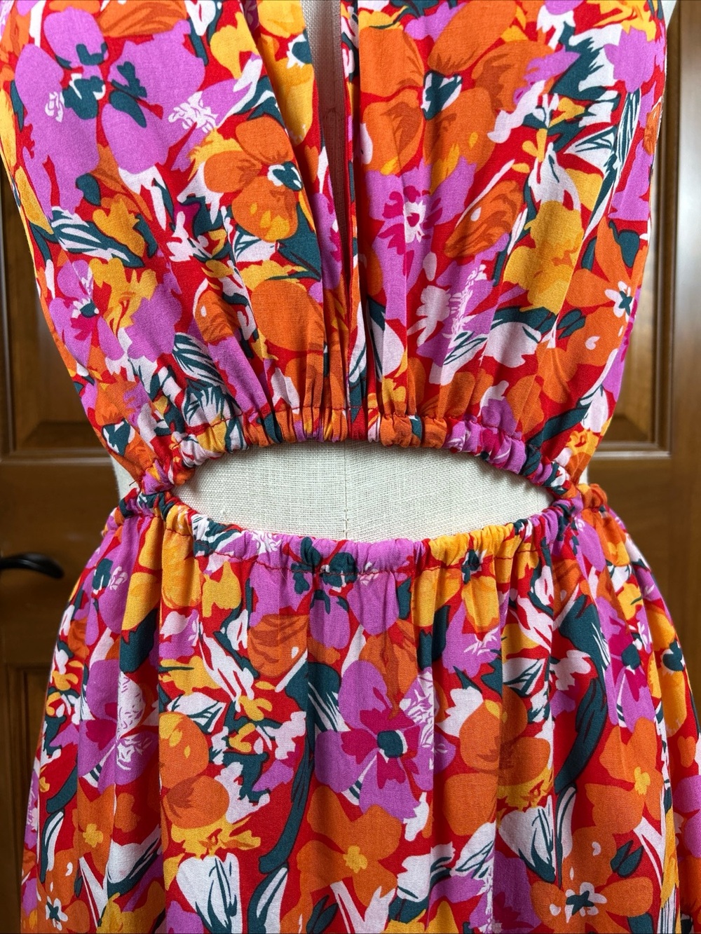 Petal and Pup Women Señorita Print Drop back Maxi Dress Floral Artsy Boho Sz 8 - Picture 3 of 14